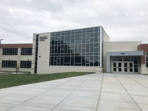 the front of a building on a cloudy day